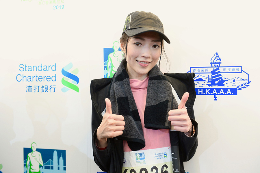 藝人連詩雅挑戰十公里渣馬，最終以1小時06分39完成。（宋碧龍/大紀元）