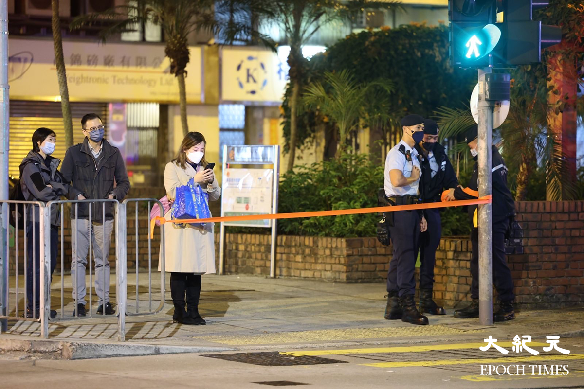 政府在晚上7時刊登憲報，將深水埗南昌街35至37號樓宇，指列為受限區域。（李辰／大紀元）