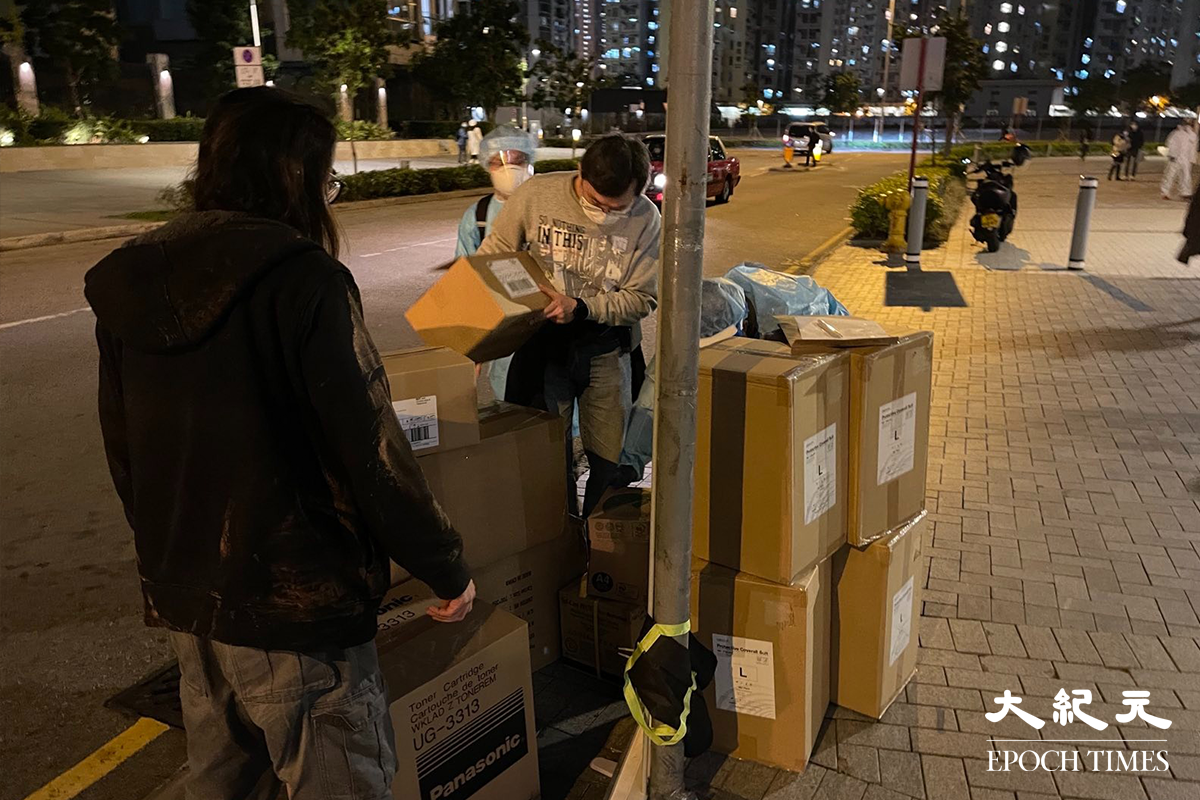 政府晚上6時刊登憲報，將啟德新區沐寧街7號嘉匯第1-3及第5-9座指列為受限區域。（李辰／大紀元）