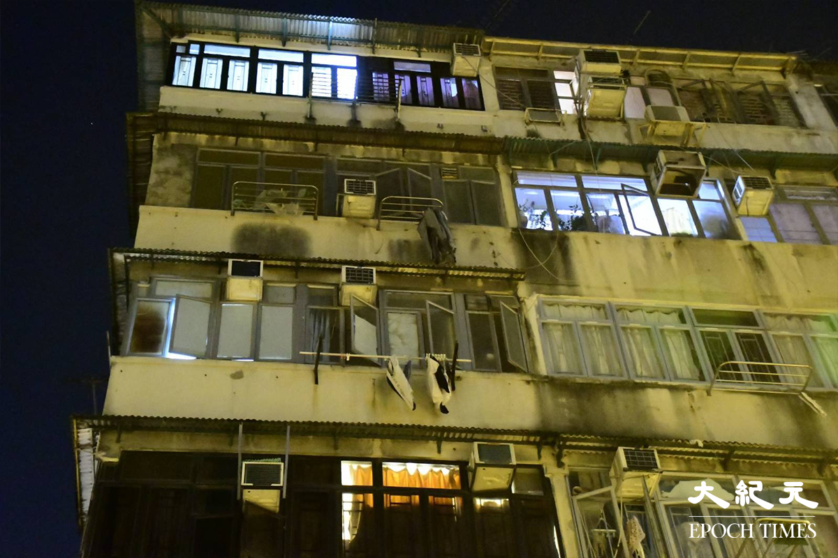 涉案劏房位於，深水埗石硤尾街近大南街唐四樓。（麥碧／大紀元）