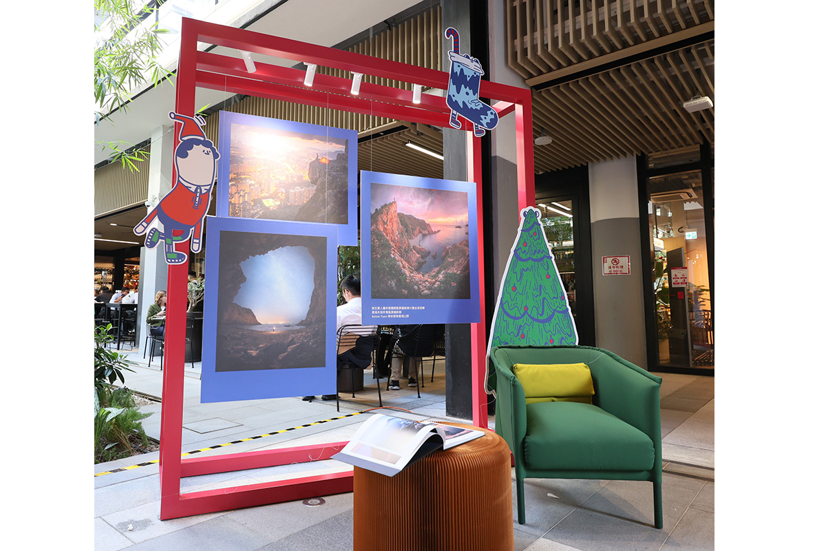 近期大熱年青得獎攝影師Kelvin Yuen展示其得獎作品及相集。