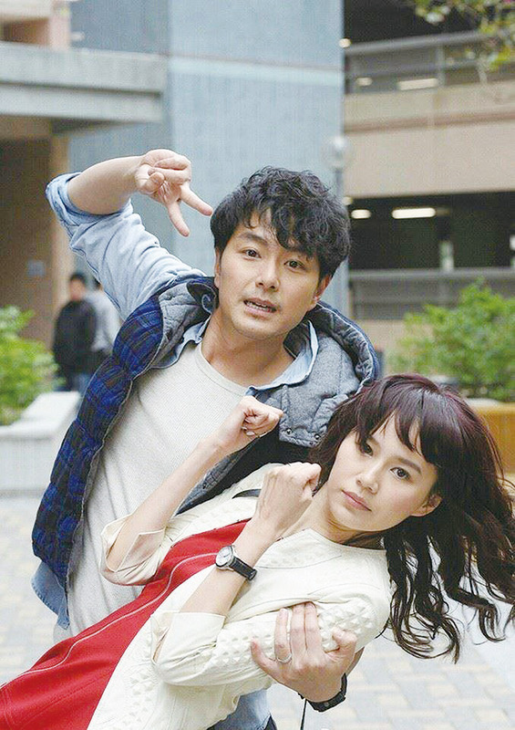 黃翠如與蕭正楠在《師奶Madam》飾演情侶,再演無難度。(資料圖片)