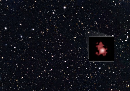 哈勃望遠鏡成功的觀測到距離地球134億光年遠的GN-z11星系，這是目前發現最遙遠的星系。（ESA哈勃望遠鏡網頁www.spacetelescope.org）